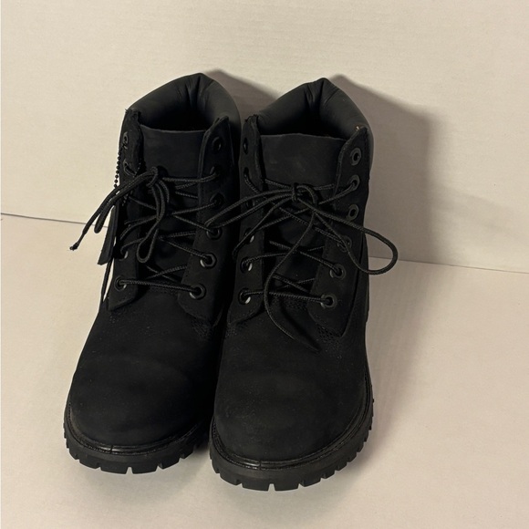 Timberland Black Suede Lace-Up Boots | Size 9 | Worn Once - Picture 2 of 5